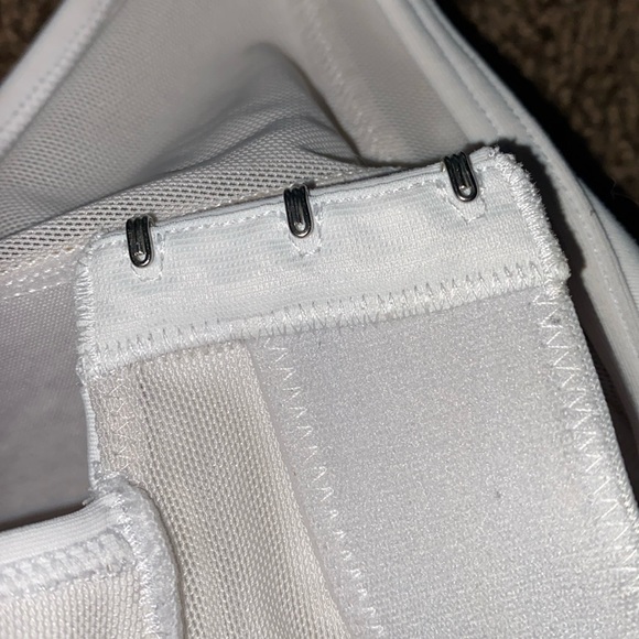 Yvette Power Crossback Sports Bra - Picture 8 of 11